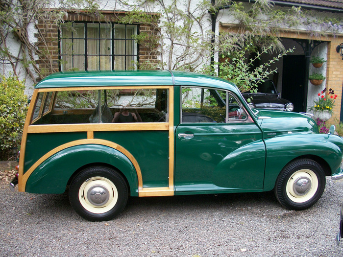 1970 Morris Minor 1000 Traveller Side