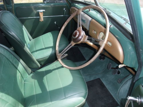 1953 Morris Minor Split Screen Series II Front Interior