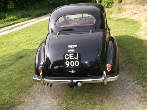 1954 Morris Oxford MO Back