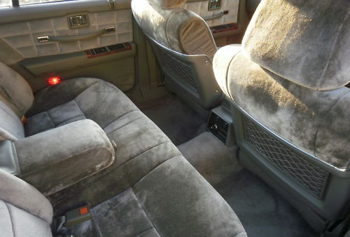 1985 nissan 300 c sgl auto interior 2