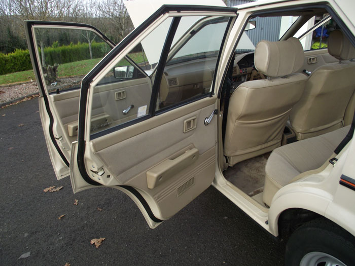 1983 Datsun Nissan Cherry 1.3 GL Interior Doors