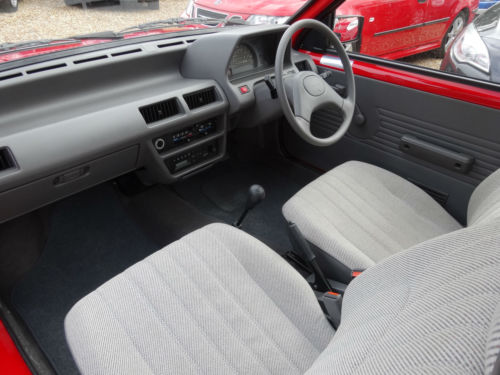 1989 Nissan Micra 1.0 LS Front Interior 1