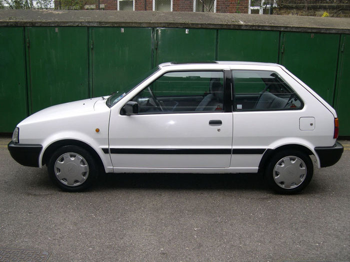 mint 1992 automatic nissan micra 3