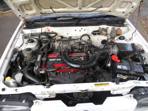 1990 Nissan Sunny 1.8 ZX Engine Bay