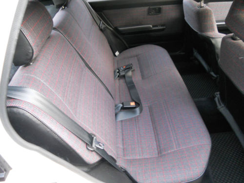 1990 Nissan Sunny 1.8 ZX Rear Interior