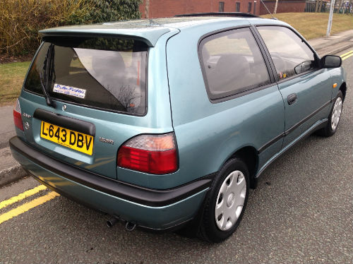 1993 Nissan Sunny 1.6 SR 3