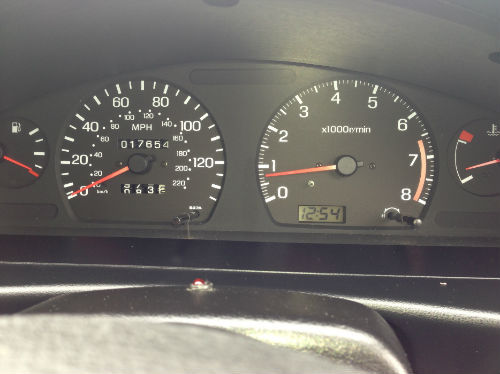 1993 Nissan Sunny 1.6 SR Dashboard Gauges