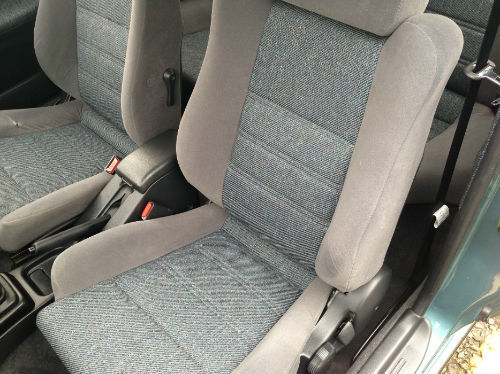 1993 Nissan Sunny 1.6 SR Front Seat