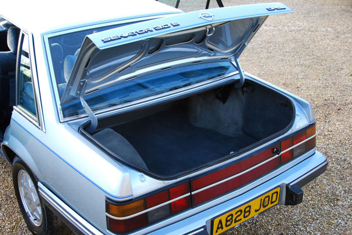 1983 opel senator 3.0 cd e auto boot