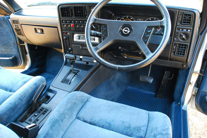 1983 opel senator 3.0 cd e auto interior dashboard