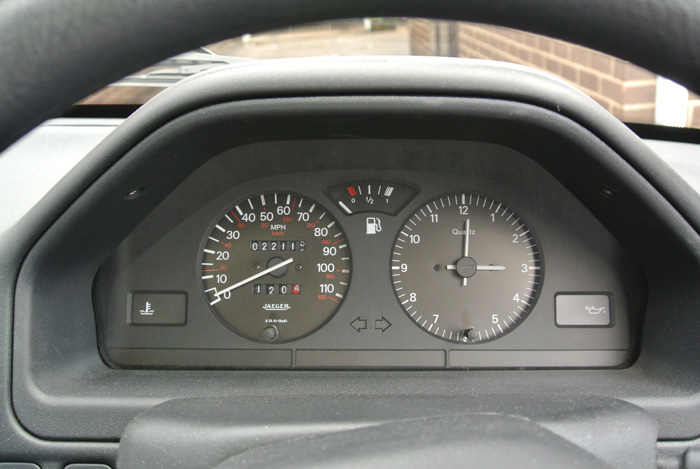 1994 Peugeot 106 XN Graduate Dashboard Gauges