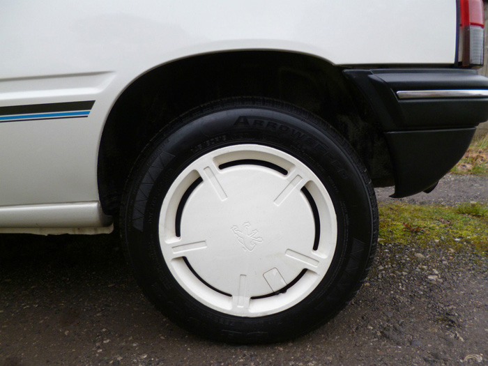 1990 Peugeot 205 1.1 Look Rear Wheel Arch