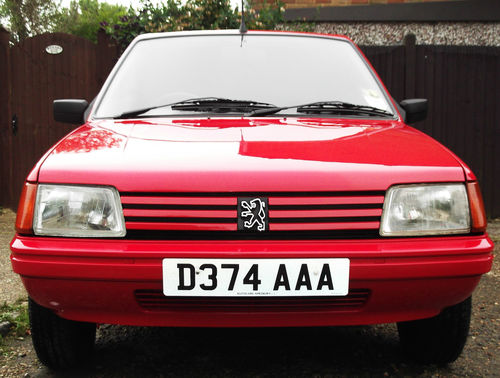 1986 Peugeot 205 XA Van Front