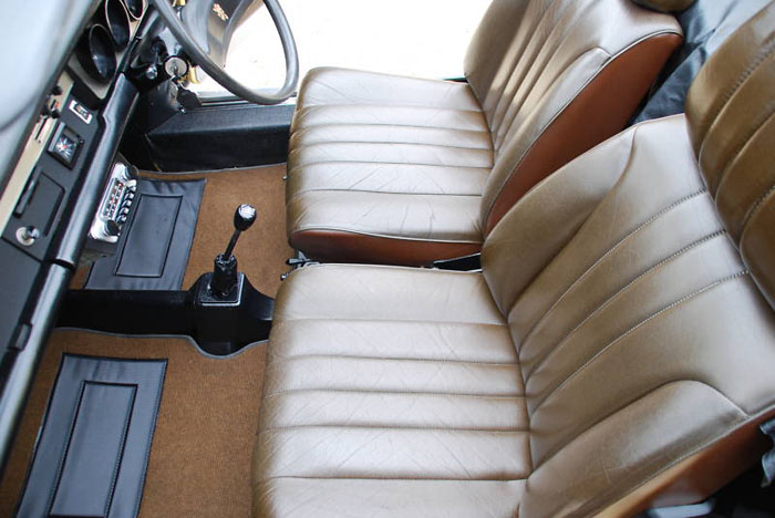 1974 peugeot 304 s convertible interior 2