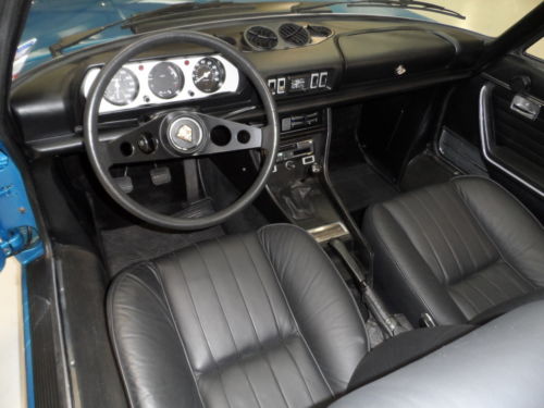 1975 Peugeot 504 V6 Cabriolet Interior 2