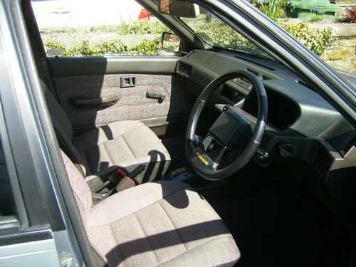 1993 Proton 1.5 GLS Automatic Front Interior