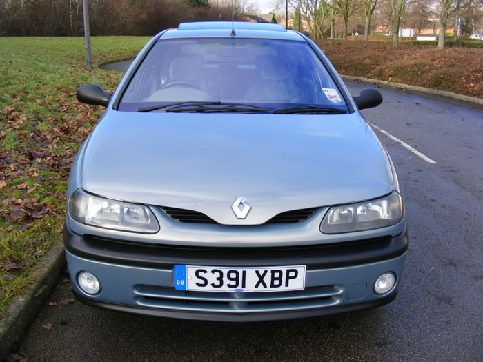 1998 renault laguna rt 2