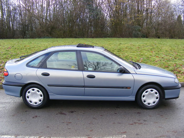 1998 renault laguna rt 4