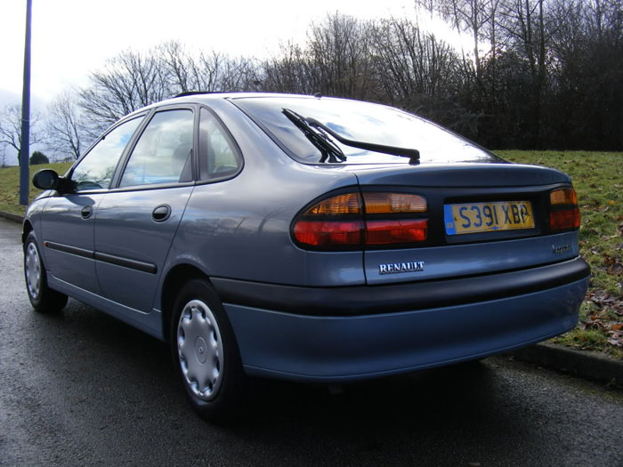 1998 renault laguna rt 7