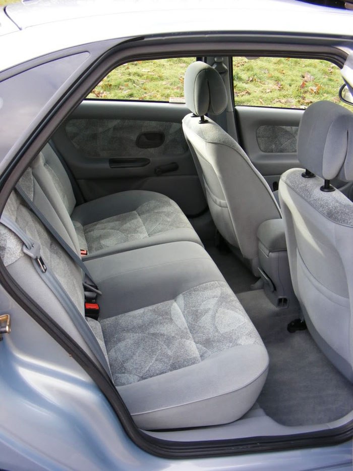 1998 renault laguna rt interior 2