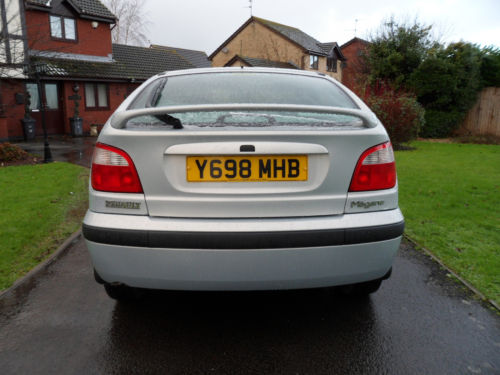 2001 renault megane 1.6cc dynamique back