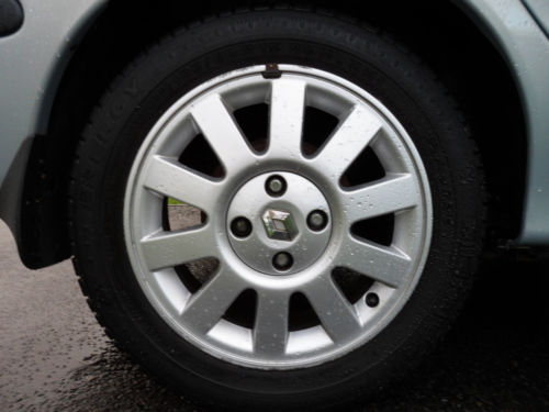 2001 renault megane 1.6cc dynamique wheel