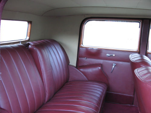 1930 rolls-royce 20 25 sports saloon by barker interior 3