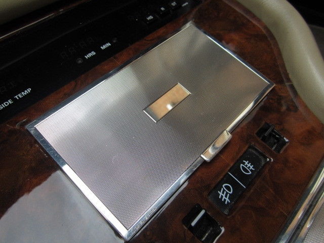 1980 Rolls Royce Camargue Interior 3