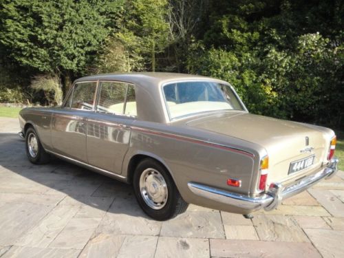 1972 rolls royce silver shadow 6.75l v8 4