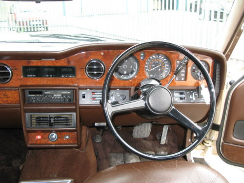1982 rolls-royce silver spur dashboard 1