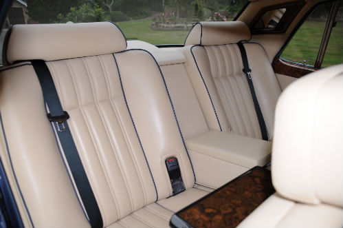 1995 rolls-royce silver spirit 6.8 auto iii interior 2