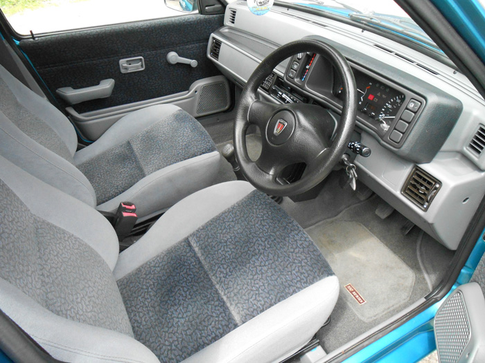 1996 Rover 100 Knightsbridge SE Blue Front Interior 1