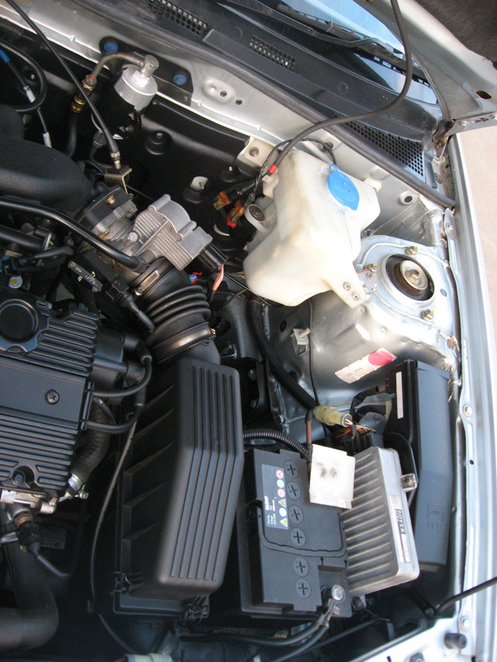 1993 Rover 414 SLi Engine Bay Right Side