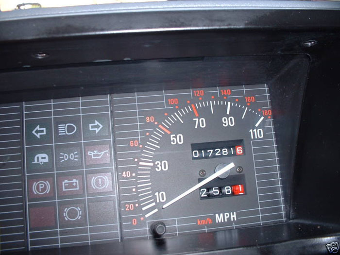 1990 rover metro 1.3 red speedometer