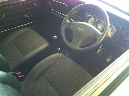 2001 Rover Mini Cooper Interior