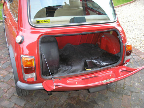1987 Rover Mini Mayfair Boot