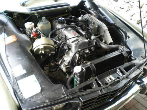 1972 Rover P6 2000 TC Engine Bay