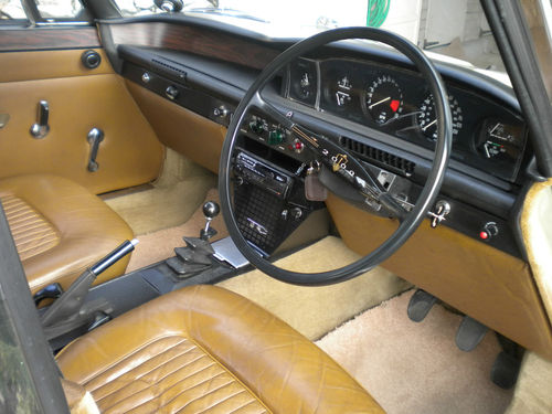 1972 Rover P6 2000 TC Interior Dashboard Steering Wheel