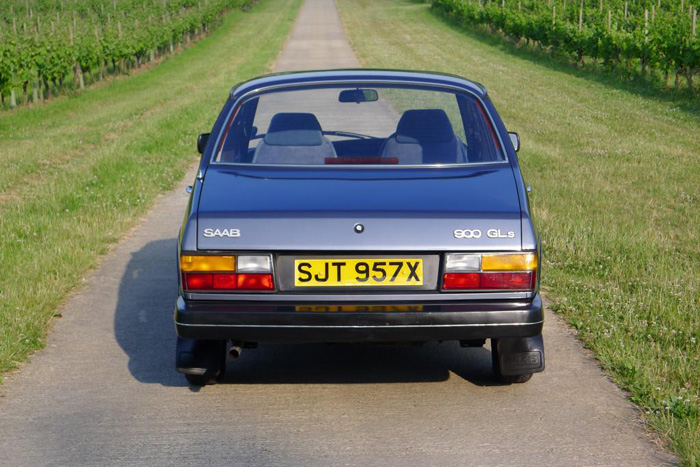1982 Saab 900 GLs Back