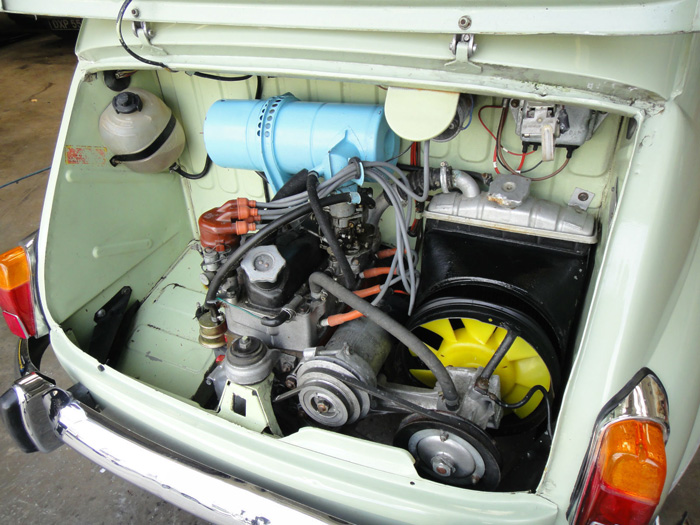 1967 Seat 600D Engine Bay 1