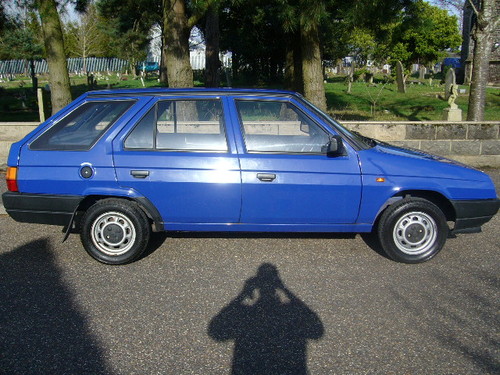 1993 Skoda Favorit LXi Estate Side