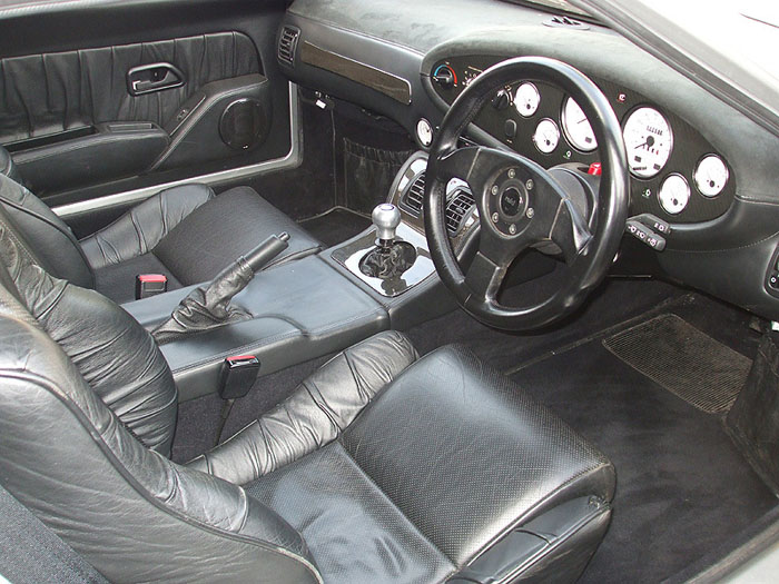 1997 spectre r42 interior