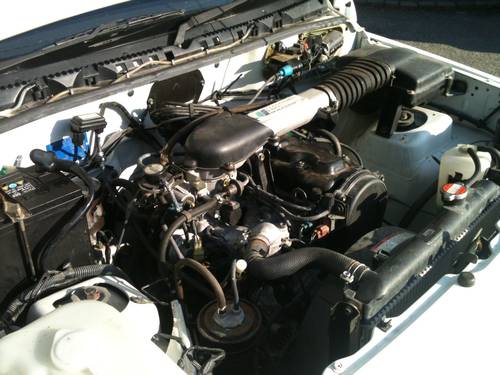1991 Suzuki Vitara JLX SE Engine Bay
