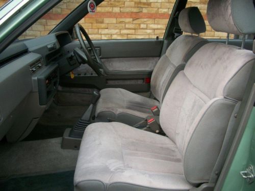 1984 Toyota Camry 2.0 GLi Front Interior