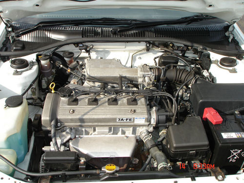 1996 Toyota Carina E 1.8 CD Engine Bay