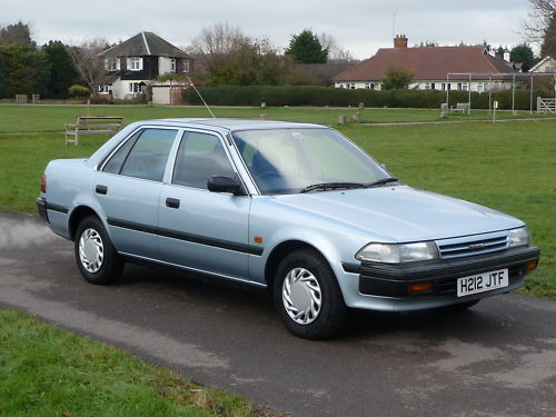 1990 h toyota carina 2