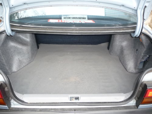 1990 h toyota carina boot