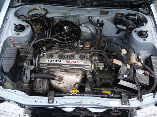 1990 h toyota carina engine bay