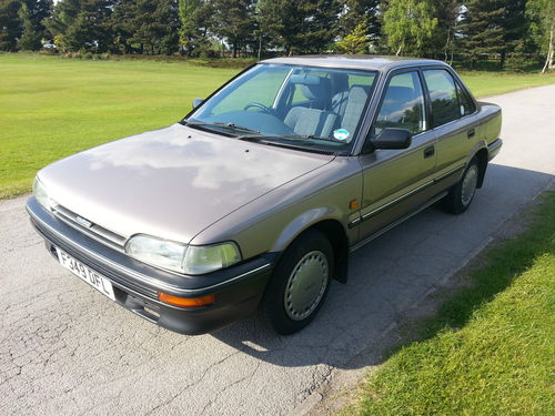 1989 Toyota Corolla GL Front