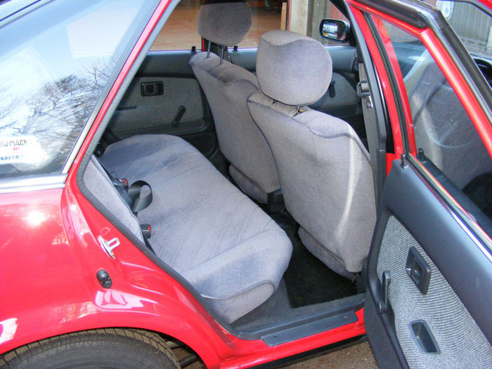 1988 toyota corolla gl auto interior 2